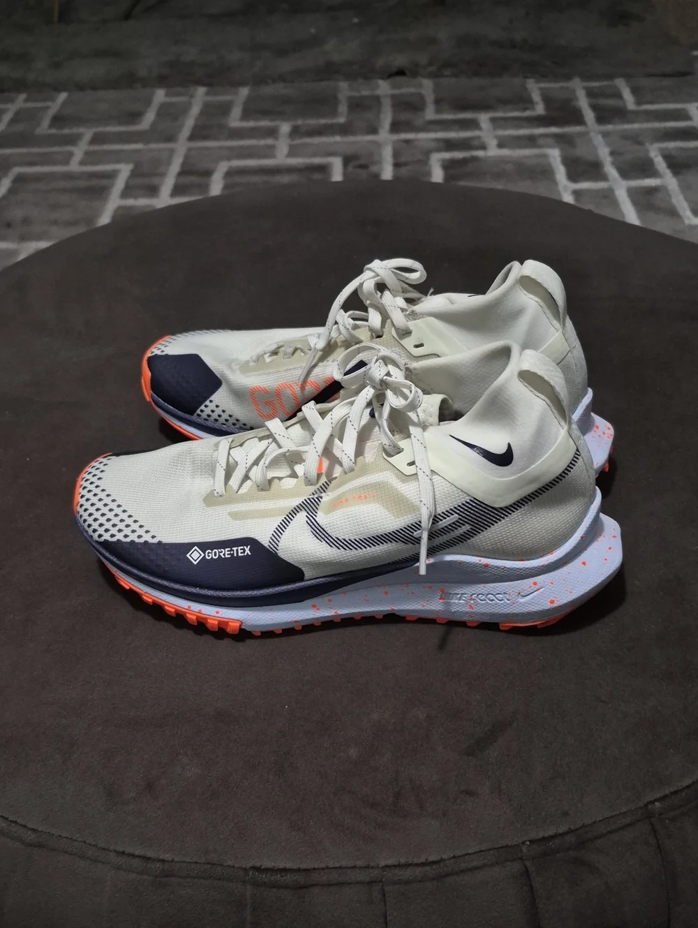 Nike Cream, Navy & Orange GORE-TEX Trail Running Sneakers